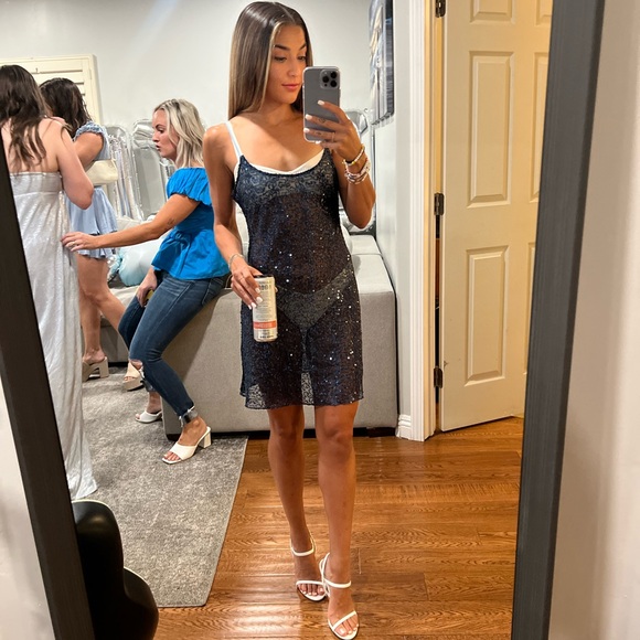 Loved Items for Less - Picture 7 of 10